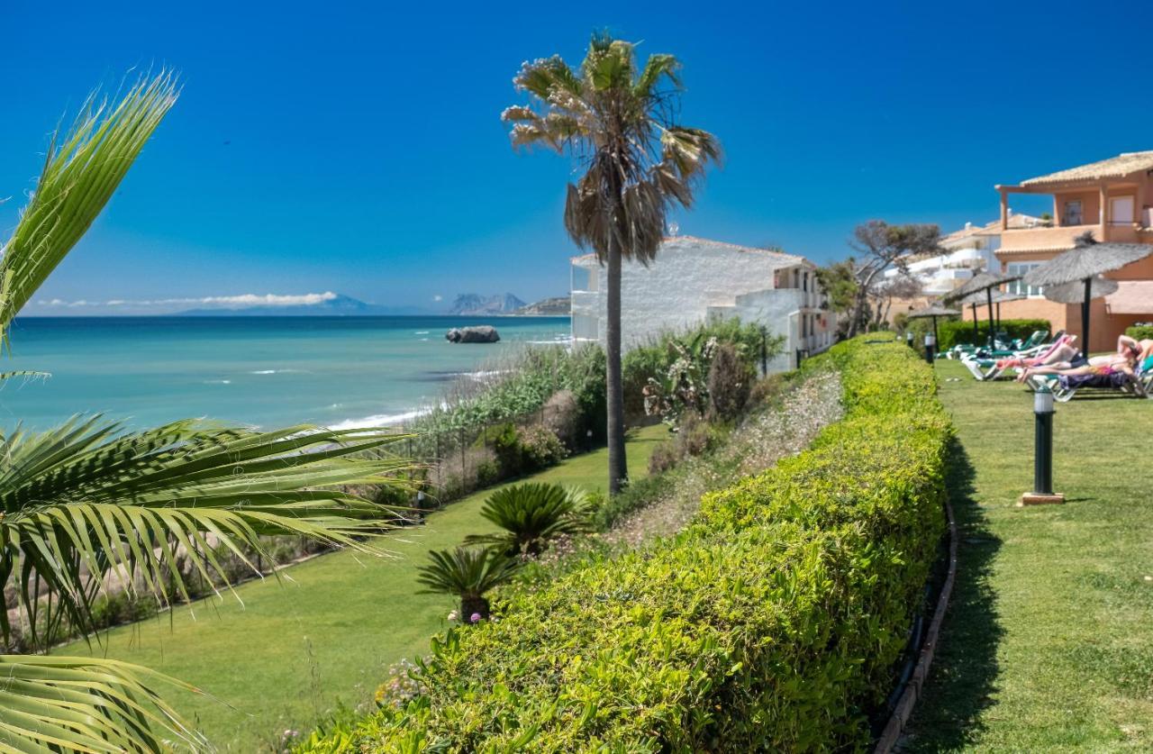 Fantastic Beachfront Apartment Estepona Eksteriør billede
